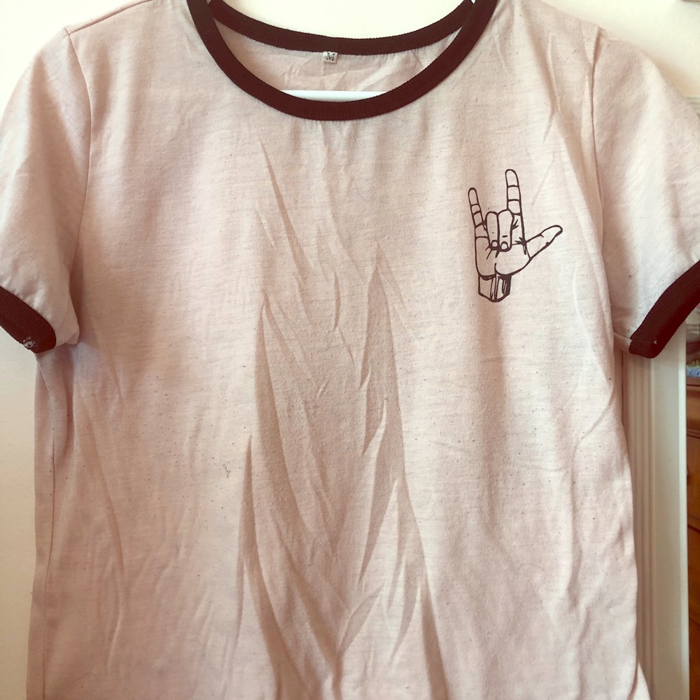 Pink tshirt